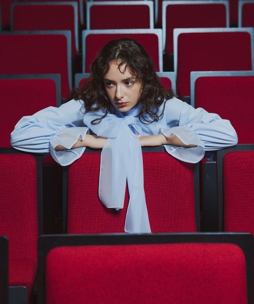 Callarus(カラルス)の「<単品>前後2WAYオーガンジーリボン付き袖フリルブロードブラウス〔Callarus〕(シャツ/ブラウス・レディース・サックスブルー/ブラック/オフホワイト・S/M/L/LL/3L)」の19枚目の写真