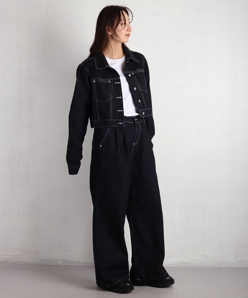 WESTSEA（ウエストシー）の「ショート丈 デニムジャケット ＆ ワイトシルエット デニムパンツ セットアップ（セットアップ・レディース・ネイビー・FREE）」の2枚目の写真