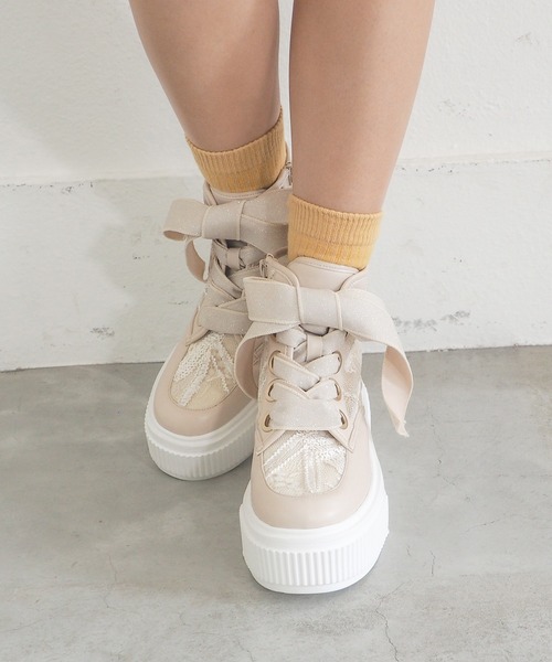 byあしながおじさん（バイアシナガオジサン）の「軽量｜厚底ハイカットスニーカー　8740229（スニーカー・レディース・ブラック/ピンクベージュ/オフホワイト・LL/L/M/S）」の15枚目の写真