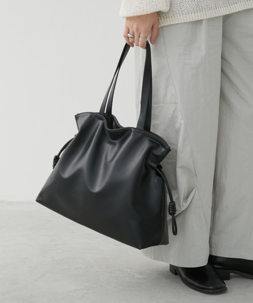 Aunt Marie's（アントマリーズ）の「フェイクレザーフリルトート（トートバッグ・レディース・ブラウン/ブルー/ブラック・FREE）」の10枚目の写真