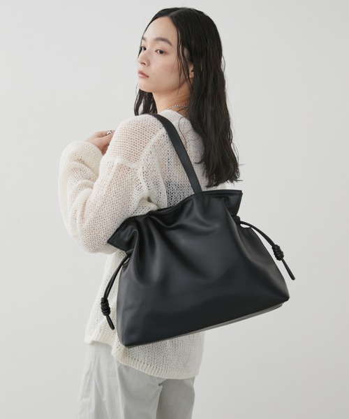 Aunt Marie's（アントマリーズ）の「フェイクレザーフリルトート（トートバッグ・レディース・ブラウン/ブルー/ブラック・FREE）」の6枚目の写真