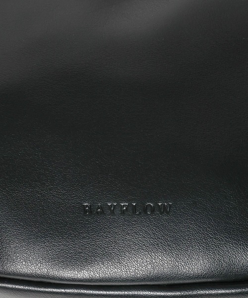 BAYFLOW（ベイフロー）の「[500mlボトルも入る]ロングベルトハーフムーンショルダー（ショルダーバッグ・レディース・アイボリー/ブラック・FREE）」の19枚目の写真