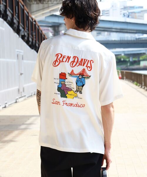 BEN DAVIS(ベンデイビス)の「【BEN DAVIS(ベンデイビス)】SOUVENIR EMB O/C SHIRT / 半袖 シャツ 刺繍 オープンカラー ヴィンテージライク(シャツ/ブラウス・メンズ・オフホワイト/ブラック/ピンク・MEDIUM/LARGE/X-LARGE)」の4枚目の写真