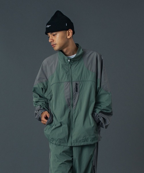 XLARGE(エクストララージ)の「NYLON TRACK JACKET(ナイロンジャケット・メンズ・ブラック/グレー/オリーブ・XL/L/M/S)」の15枚目の写真