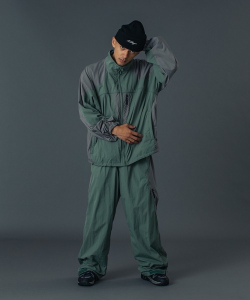 XLARGE(エクストララージ)の「NYLON TRACK JACKET(ナイロンジャケット・メンズ・ブラック/グレー/オリーブ・XL/L/M/S)」の16枚目の写真