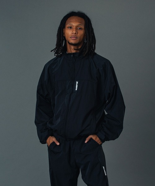 XLARGE(エクストララージ)の「NYLON TRACK JACKET(ナイロンジャケット・メンズ・ブラック/グレー/オリーブ・XL/L/M/S)」の10枚目の写真