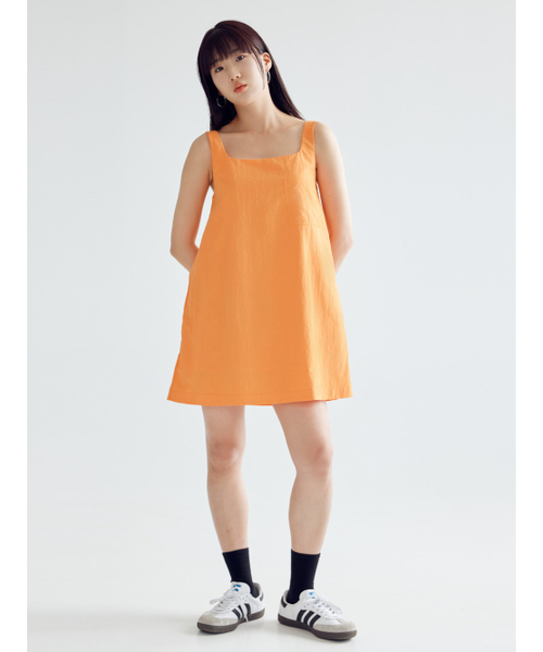 BOMNAL BOUTIQUE(ボムナルブティック)の「スクエアミニドレス _ オレンジ(ワンピース・レディース・オレンジ・SMALL/MEDIUM)」の1枚目の写真
