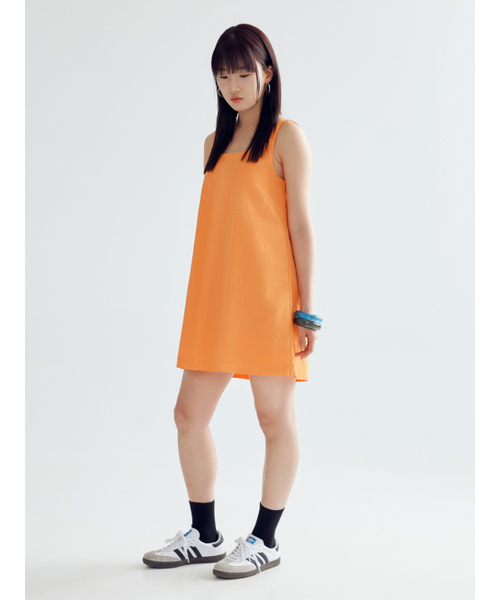 BOMNAL BOUTIQUE(ボムナルブティック)の「スクエアミニドレス _ オレンジ(ワンピース・レディース・オレンジ・SMALL/MEDIUM)」の2枚目の写真