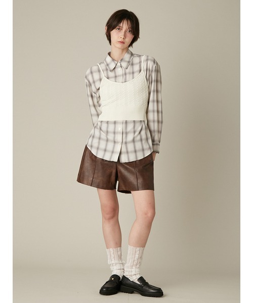 FURFUR（ファーファー）の「レザーライクショートパンツ（デニムパンツ・レディース・ブラック/ベージュ/ブラウン・F）」の22枚目の写真