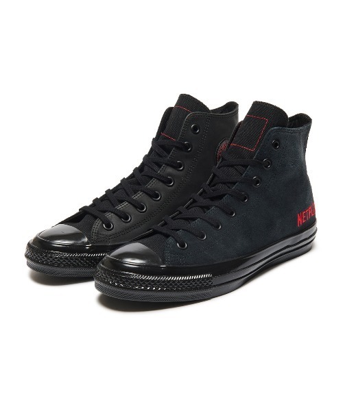 CONVERSE(コンバース)の「CONVERSE ALL STAR AGED HI / NETFLIX(コンバース オールスター エイジド HI / ネットフリックス)(スニーカー・メンズ・ブラック・25.5cm/25cm/24.5cm/24cm/23.5cm/23cm/29cm/28cm/27.5cm/27cm/26cm)」の1枚目の写真