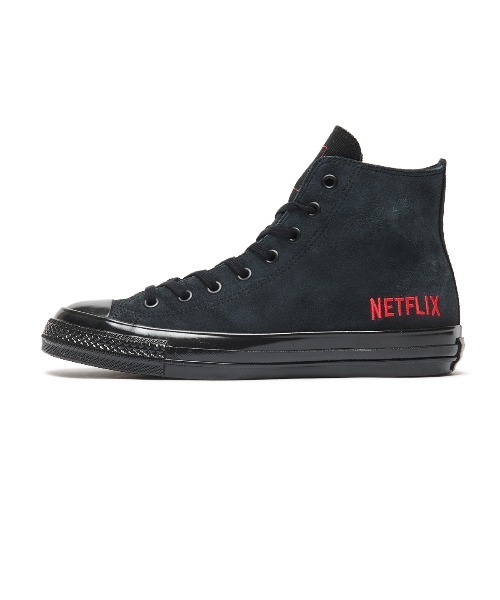 CONVERSE(コンバース)の「CONVERSE ALL STAR AGED HI / NETFLIX(コンバース オールスター エイジド HI / ネットフリックス)(スニーカー・メンズ・ブラック・25.5cm/25cm/24.5cm/24cm/23.5cm/23cm/29cm/28cm/27.5cm/27cm/26cm)」の3枚目の写真