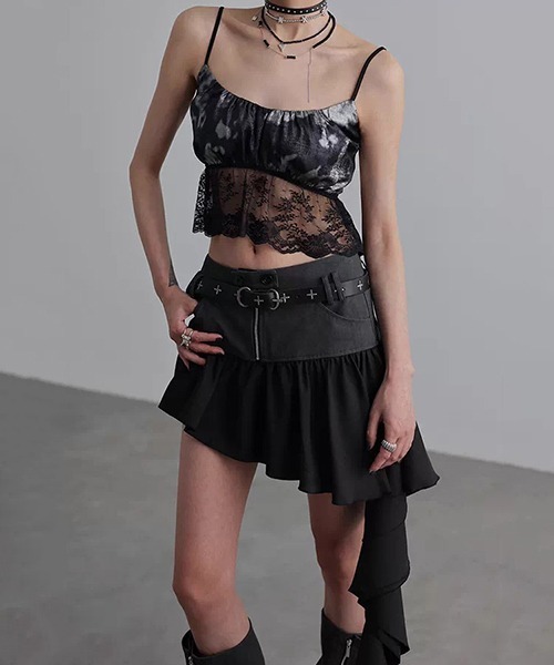 chuclla（チュクラ）の「【CHENTAITAI】レースヘム ギャザーキャミソール CTW26s010（キャミソール・レディース・ライトグレー/ブラック・M）」の3枚目の写真