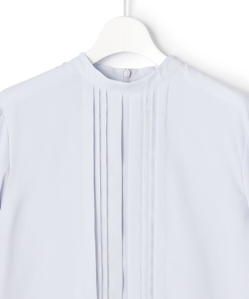 23区（ニジュウサンク）の「バックサテンアムンゼン フロントタックブラウス（シャツ/ブラウス・レディース・ホワイト系/ベージュ系/スカイブルー系・38/40）」の14枚目の写真