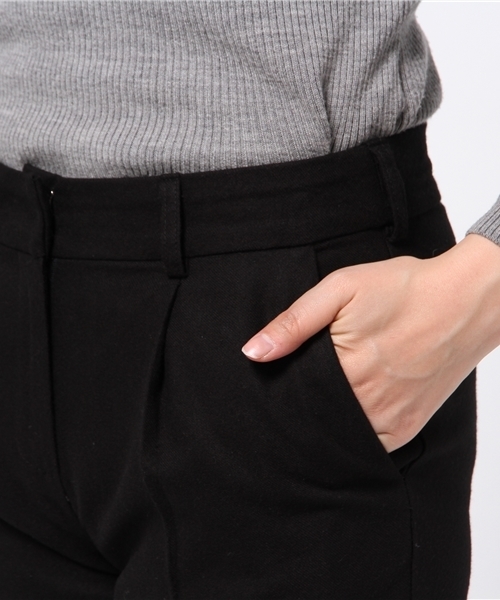 OUTLET（アウトレット）の「【DouDou】タックテーパードPT（その他パンツ・レディース・ホワイト/ブラック・FREE）」の9枚目の写真