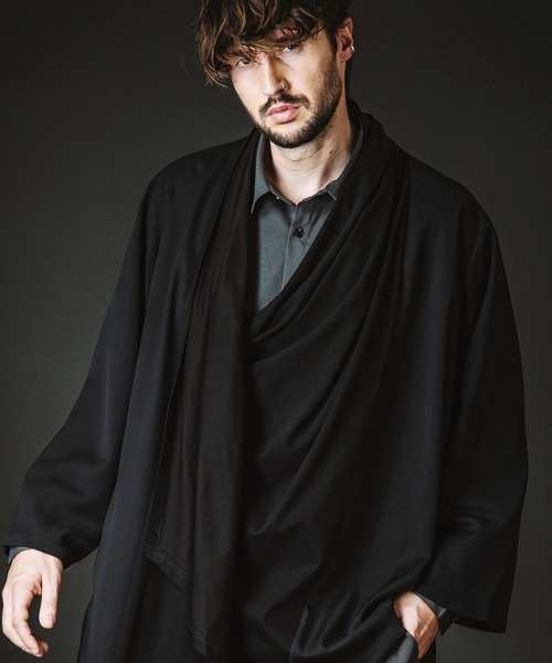 NO ID.(ノーアイディ)の「【NO ID.】Back Slit Multi Way Drape Gown / バック スリット マルチ WAY ドレープ ガウン(カーディガン/ボレロ・メンズ・ブラック/グレー/その他23・ONE SIZE)」の2枚目の写真