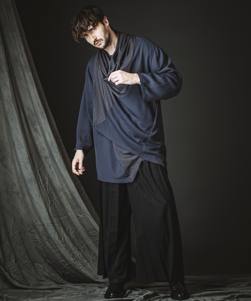 NO ID.(ノーアイディ)の「【NO ID.】Back Slit Multi Way Drape Gown / バック スリット マルチ WAY ドレープ ガウン(カーディガン/ボレロ・メンズ・ブラック/グレー/その他23・ONE SIZE)」の13枚目の写真