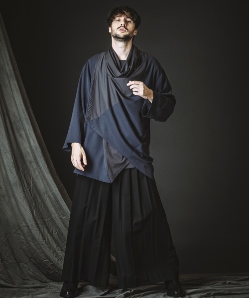 NO ID.(ノーアイディ)の「【NO ID.】Back Slit Multi Way Drape Gown / バック スリット マルチ WAY ドレープ ガウン(カーディガン/ボレロ・メンズ・ブラック/グレー/その他23・ONE SIZE)」の14枚目の写真