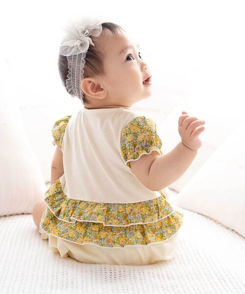 fillot de bebe reduction（フィヨデュベベルダクティオン）の「【お揃い】リバティプリント異素材ミックスカバーオール(70~80cm)（ロンパース・キッズ・イエロー系その他/ピンク系その他・80ｃｍ/70cm）」の6枚目の写真