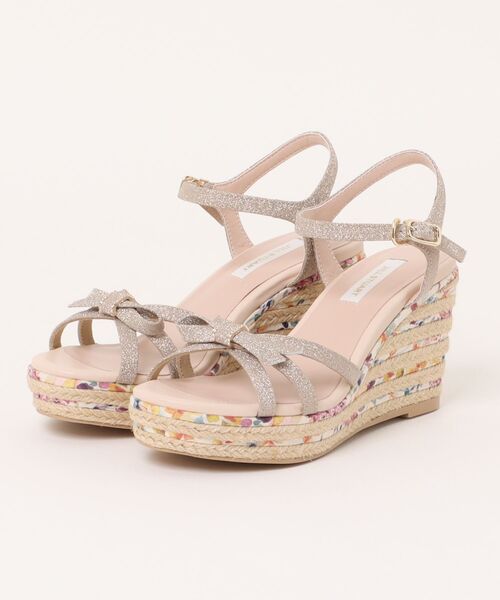 JILLSTUART shoe｜ジルスチュアート シューのサンダル（ゴールド/金色