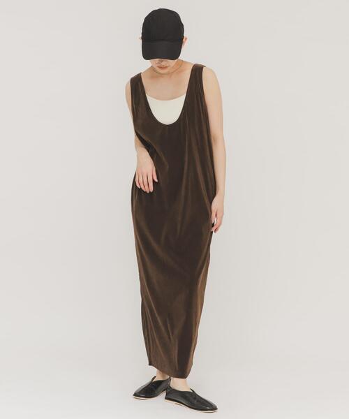KBF(ケイビーエフ)の「2WAYベロアワンピース(ワンピース・レディース・ブラック/ダークブラウン・ONE)」の6枚目の写真