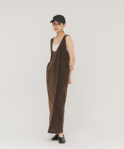 KBF(ケイビーエフ)の「2WAYベロアワンピース(ワンピース・レディース・ブラック/ダークブラウン・ONE)」の9枚目の写真