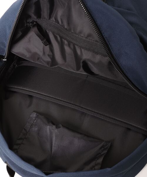 WILD THINGS（ワイルドシングス）の「non-no 掲載モデル【WILD THINGS】MEDIUM DAYPACK リュック バックパック（バックパック/リュック・レディース・ネイビー/ブラック/カーキ・ONE SIZE）」の6枚目の写真