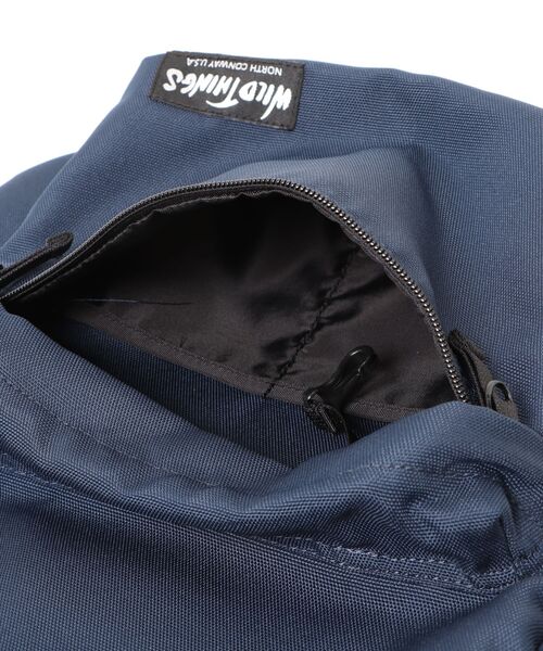 WILD THINGS（ワイルドシングス）の「non-no 掲載モデル【WILD THINGS】MEDIUM DAYPACK リュック バックパック（バックパック/リュック・レディース・ネイビー/ブラック/カーキ・ONE SIZE）」の7枚目の写真