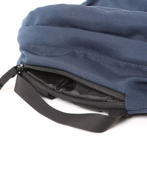 WILD THINGS（ワイルドシングス）の「non-no 掲載モデル【WILD THINGS】MEDIUM DAYPACK リュック バックパック（バックパック/リュック・レディース・ネイビー/ブラック/カーキ・ONE SIZE）」の8枚目の写真