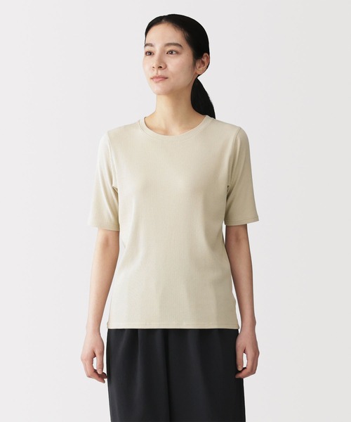 無印良品(ムジルシリョウヒン)の「婦人 なめらかリブ編みクルーネック五分袖Tシャツ(Tシャツ/カットソー・レディース・オレンジ/ブルー系/ブラック/ライトベージュ/オフホワイト・S/M/L/XL)」の3枚目の写真