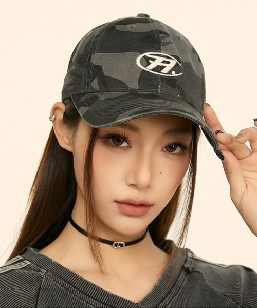 Ressaca(レサーカ)の「カモフラージュ柄ベースボールキャップ(キャップ・レディース・カーキ/グレー・FREE)」の8枚目の写真