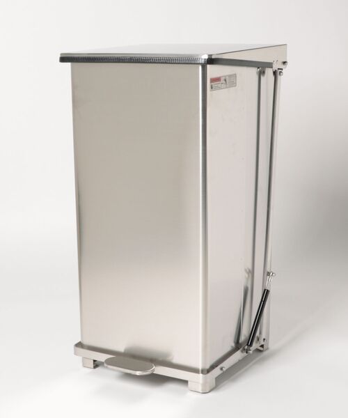 DULTON（ダルトン）の「PEDAL BIN 90L STAINLESS/ゴミ箱 90L（ダストボックス・メンズ・シルバー・90L）」の14枚目の写真