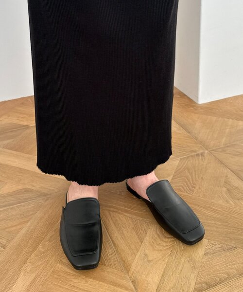 DISCOAT（ディスコート）の「フラットスリッパミュール（その他シューズ・レディース・ブラック/ブラウン・MEDIUM/LARGE）」の4枚目の写真