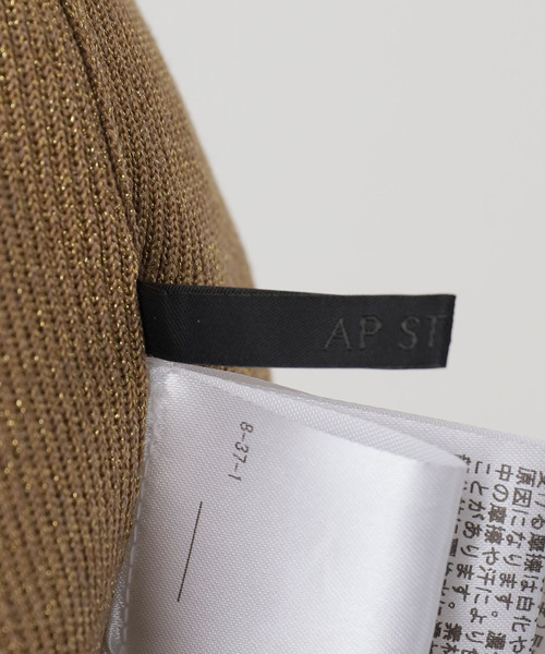 AP STUDIO（エーピーストゥディオ）の「メタリックリブニット(ゴールド)（タンクトップ・レディース・ゴールド・FREE）」の14枚目の写真