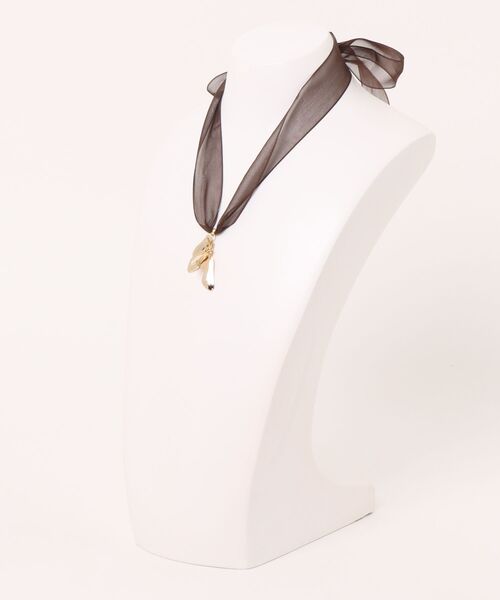 Scrap Book(スクラップブック)の「【Sea’ds mara】◆WEB限定展開◆ Ecla flora necklace(ネックレス・レディース・シルバー/ゴールド・FREE)」の4枚目の写真