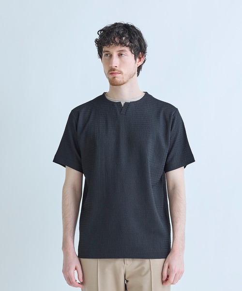 MEN'S BIGI(メンズビギ)の「フェイクレイヤードキーネック半袖Tシャツ(Tシャツ/カットソー・メンズ・ブラウン/グレー/ブラック/グリーン・02/04/03)」の11枚目の写真