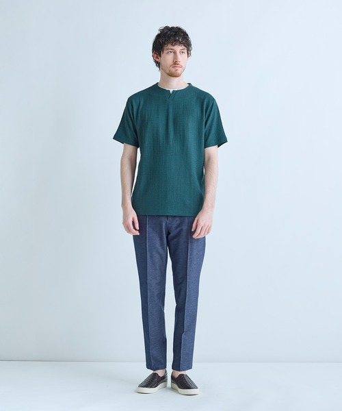 MEN'S BIGI(メンズビギ)の「フェイクレイヤードキーネック半袖Tシャツ(Tシャツ/カットソー・メンズ・ブラウン/グレー/ブラック/グリーン・02/04/03)」の14枚目の写真
