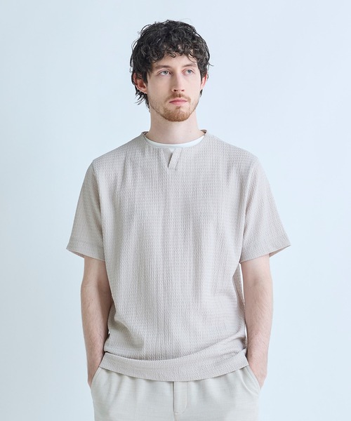 MEN'S BIGI(メンズビギ)の「フェイクレイヤードキーネック半袖Tシャツ(Tシャツ/カットソー・メンズ・ブラウン/グレー/ブラック/グリーン・02/04/03)」の5枚目の写真