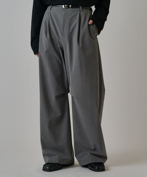 Lui's(ルイス)の「ストライプワイドスラックス(スラックス・メンズ・ブラック/ネイビー/グレー・S/M)」の2枚目の写真