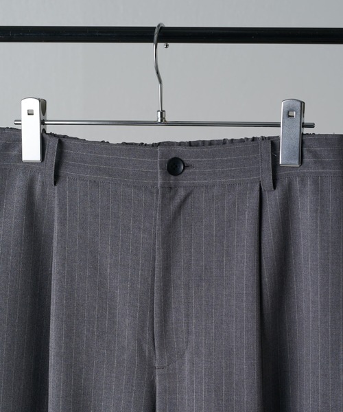 Lui's(ルイス)の「ストライプワイドスラックス(スラックス・メンズ・ブラック/ネイビー/グレー・S/M)」の5枚目の写真