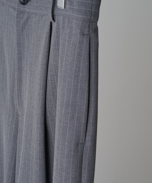 Lui's(ルイス)の「ストライプワイドスラックス(スラックス・メンズ・ブラック/ネイビー/グレー・S/M)」の8枚目の写真