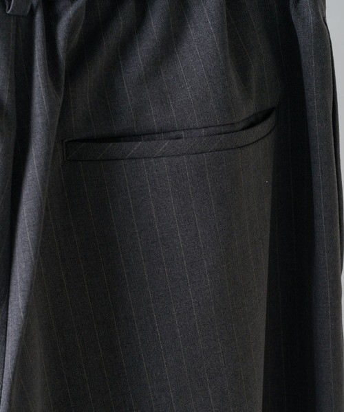 Lui's(ルイス)の「ストライプワイドスラックス(スラックス・メンズ・ブラック/ネイビー/グレー・S/M)」の10枚目の写真