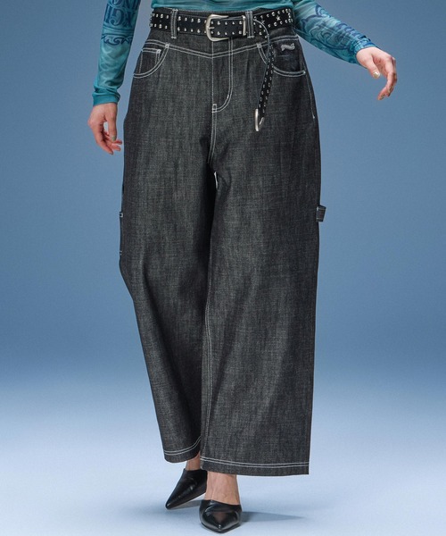 X-girl(エックスガール)の「BAGGY DENIM PANTS(デニムパンツ・レディース・ライトインディゴブルー/ブラック・S/M)」の2枚目の写真