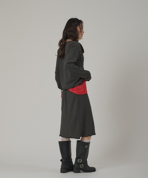 MUHET（ミュエータ）の「border skirt / ボーダースカート（スカート・レディース・ブラック/ベージュ・LARGE/MEDIUM）」の16枚目の写真