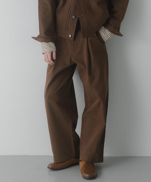 SENSE OF PLACE by URBAN RESEARCH（センスオブプレイスバイアーバンリサーチ）の「コットンツイルタックワイドパンツ（その他パンツ・メンズ・ネイビー/ブラウン・MEDIUM/LARGE）」の4枚目の写真