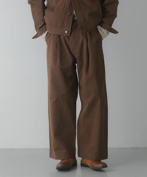 SENSE OF PLACE by URBAN RESEARCH（センスオブプレイスバイアーバンリサーチ）の「コットンツイルタックワイドパンツ（その他パンツ・メンズ・ネイビー/ブラウン・MEDIUM/LARGE）」の5枚目の写真