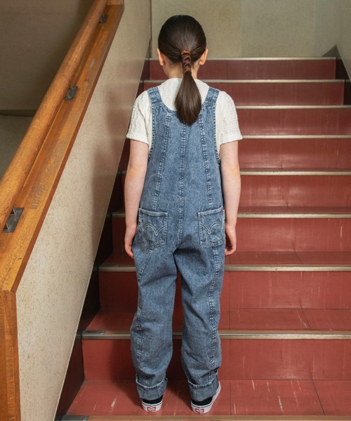 EDWIN(エドウィン)の「【Ou? by EDWIN】デニムサロペット(サロペット/オーバーオール・キッズ・サックスブルー/ブルー・140/110/120/150/130/90/100)」の8枚目の写真