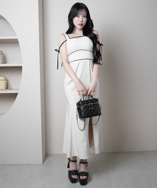 LIPSERVICE(リップサービス)の「マーメイドキャミワンピース(ワンピース・レディース・その他1/その他2/アイボリー/ブラック・S/M)」の1枚目の写真