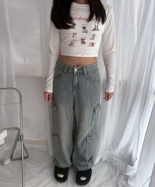 etta(エタ)の「犬いっぱいデザインショート丈ロンT/長袖Tシャツ(Tシャツ/カットソー・レディース・ネイビー/レッド・MEDIUM)」の9枚目の写真