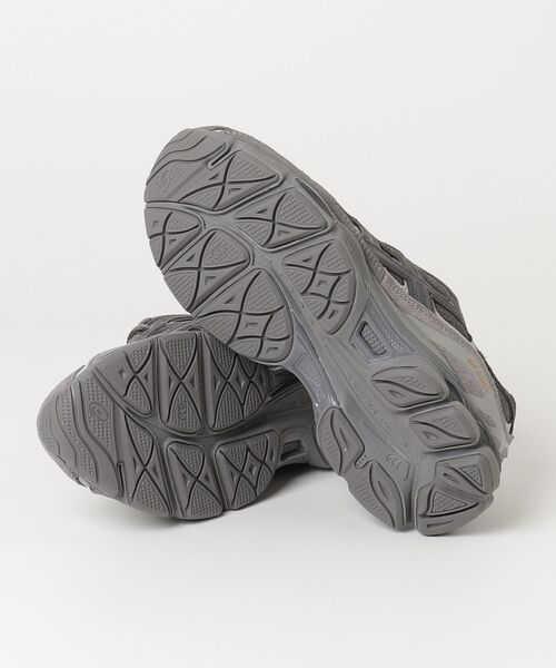 ASICS（アシックス）の「GEL-NYC / ゲルエヌワイシー（スニーカー・レディース・グレー系その他・23.5/25/27/26.5/26/23/27.5/24.5/25.5/28.5/24/28/29）」の10枚目の写真