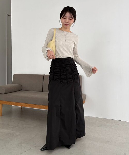 CAPRICIEUX LE'MAGE（カプリシューレマージュ）の「ラインギャザー